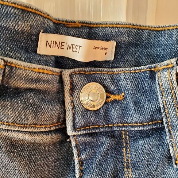 NWT Nine West skinny high Rise jeans size 10 - Picture 2 of 12